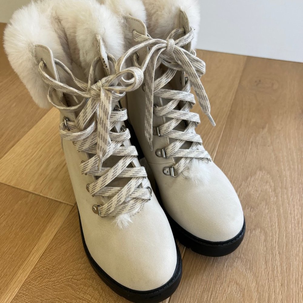 Esprit White Suede Boots